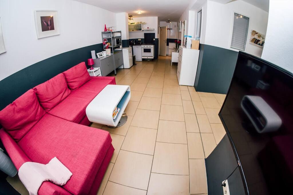 Apartment At Rostock - Pink المظهر الخارجي الصورة