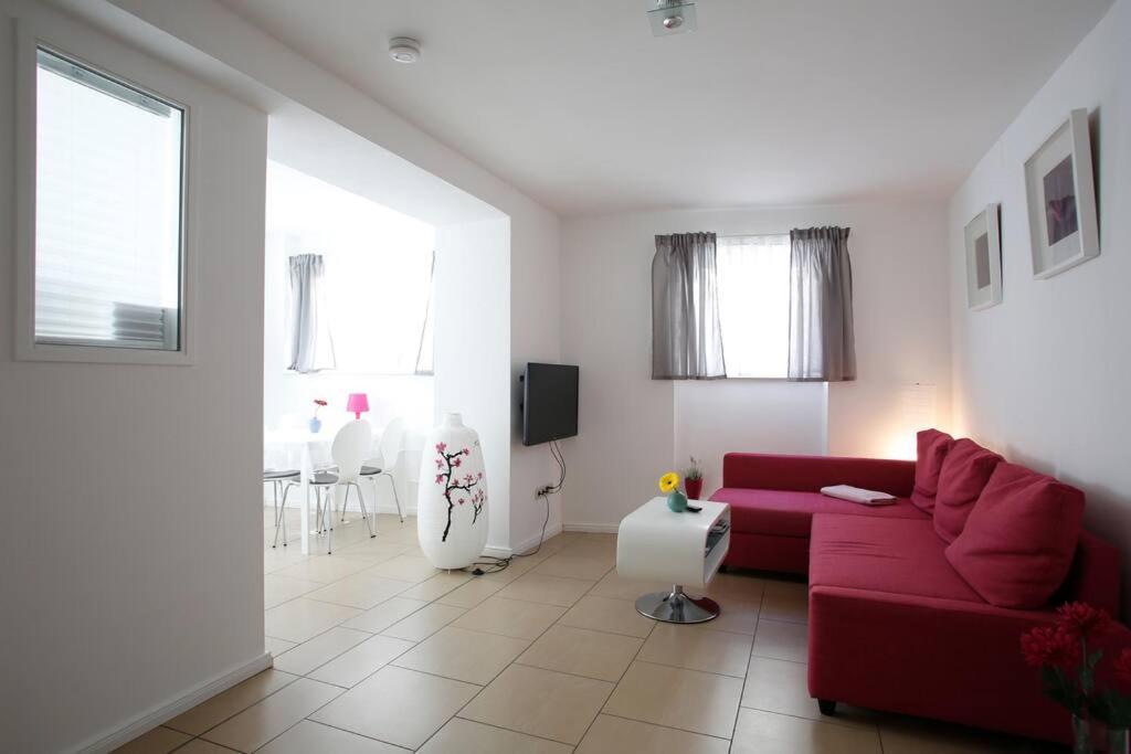 Apartment At Rostock - Pink المظهر الخارجي الصورة